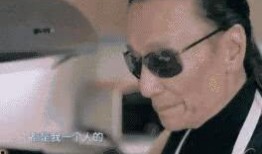 谢贤女友爆料视频播放,揭秘明星恋情背后的故事